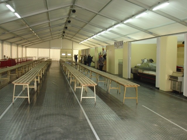 interno del mercato provvisorio