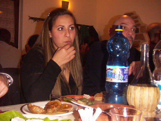 fatina e la sua oliva!! 