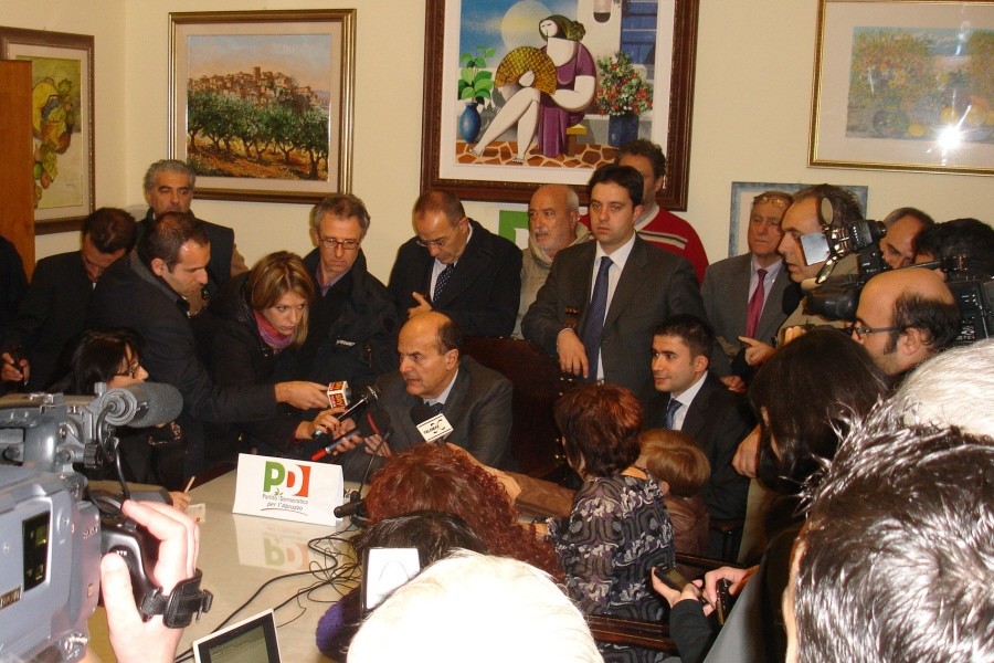 bersani a lanciano (11-11-2010)