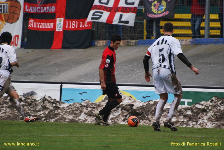 Virtus Lanciano-Viareggio 1-2