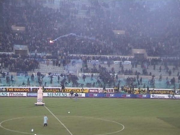 lazio-roma: tribuna tevere