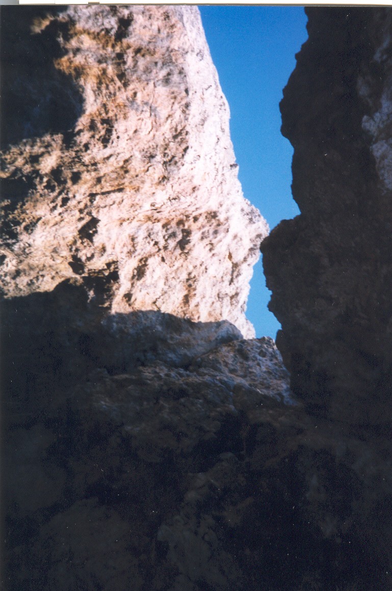 ..scorcio di una grotta..Isole Tremiti