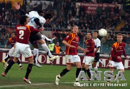 foto ansa: freca c'è! (rm-inter 5-3-06)