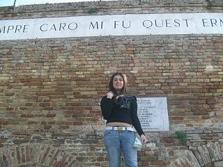 sempre caro mi fu....