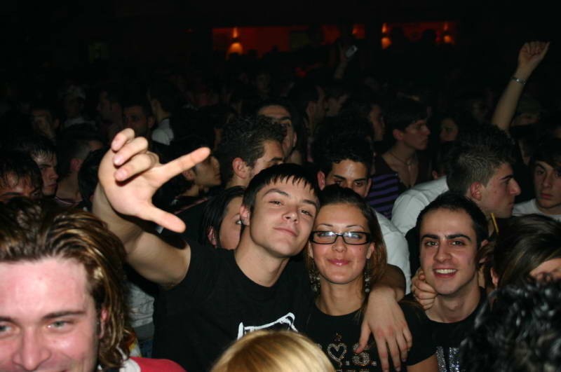 My brother,Sara & Augusto..(Plaza06',Scandalo)