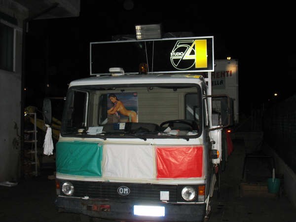 il camion in partenza per il corso