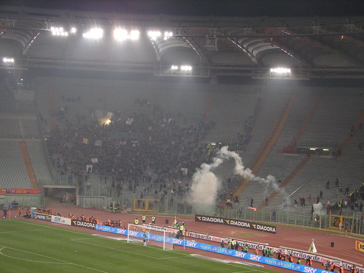 2/12/06:rm-atalanta :tafferugli al gol nerazzurro