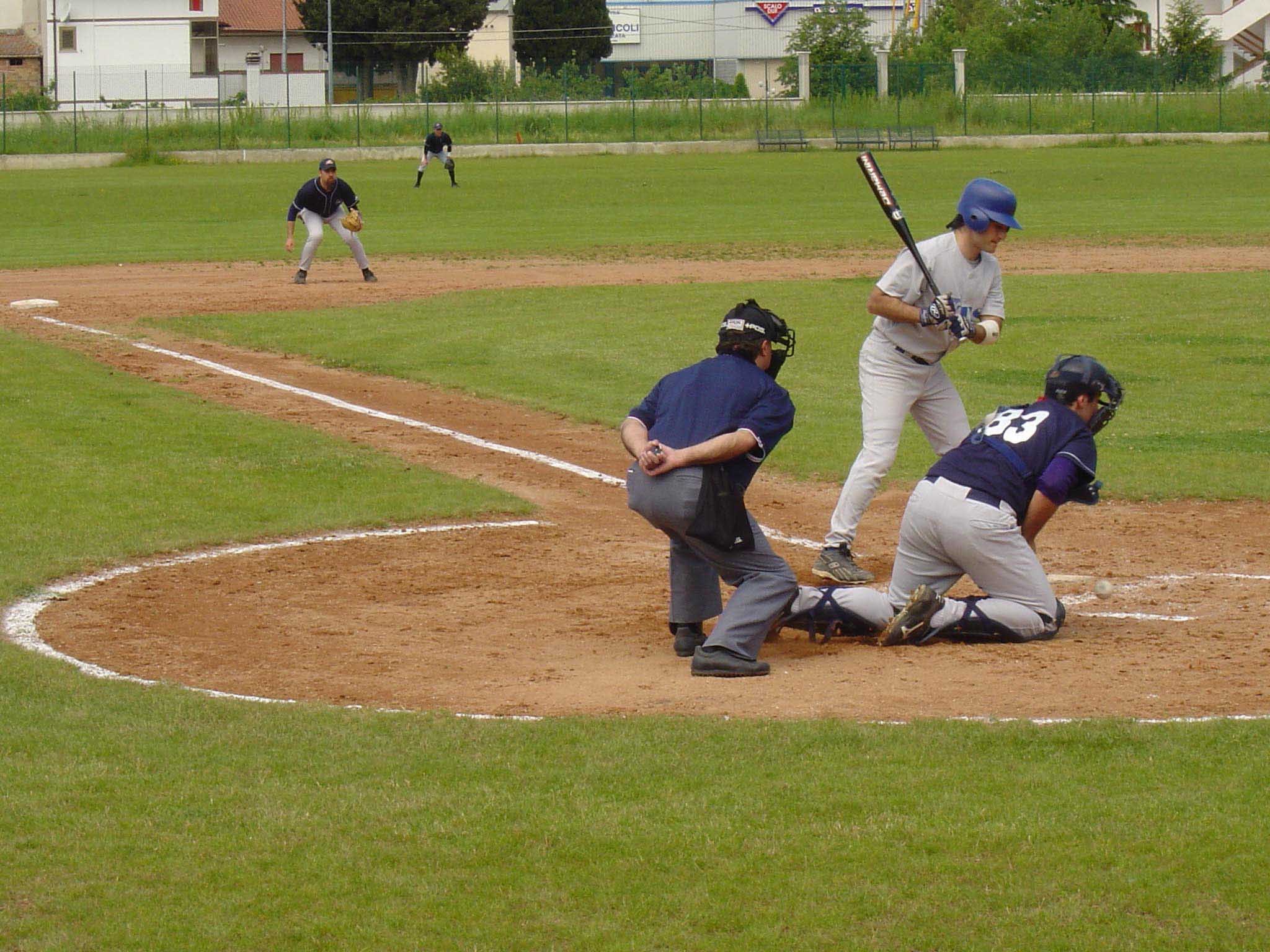 2004 chieti-ancona, conosco Stefano, so che tende a battere da questa parte, occhio!!!