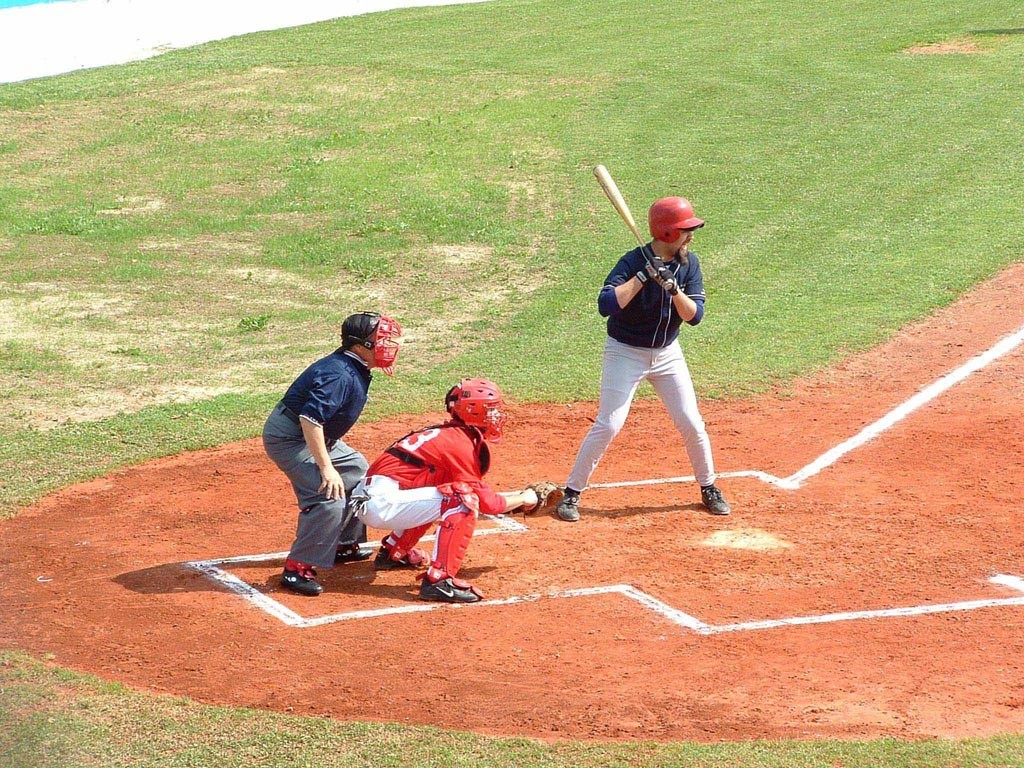 2004 macerata-ancona, contro il miglior lanciatore del campionato in questa partita batto 500, massiccio!!!