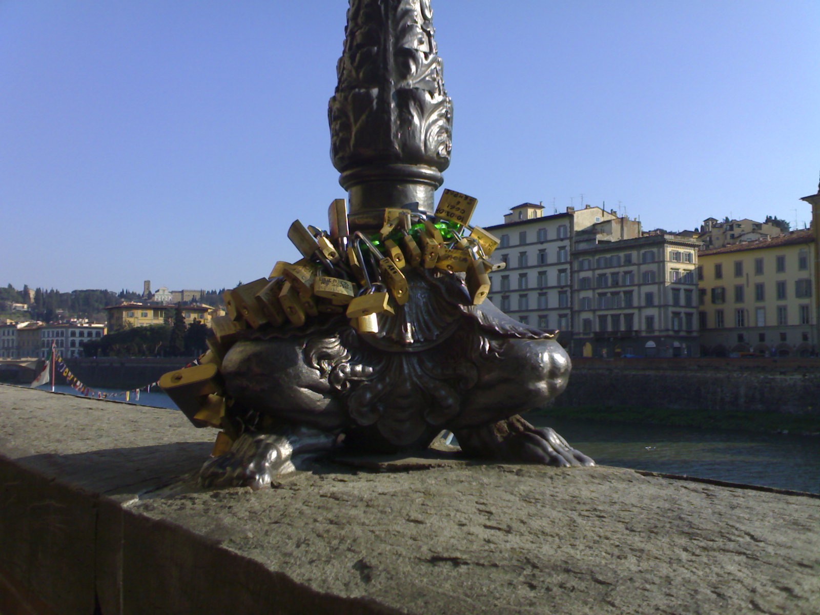 Firenze Mar07 - Lungarno, la copia di Ponte Milvio :tzè: