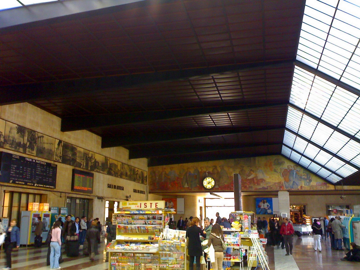 Firenze Mar07 - S. Maria Novella inside