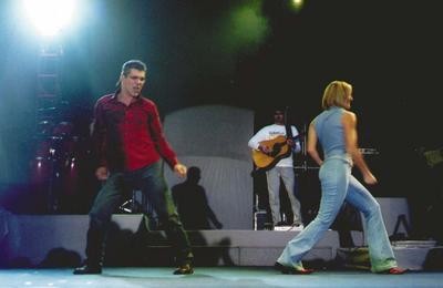 2002