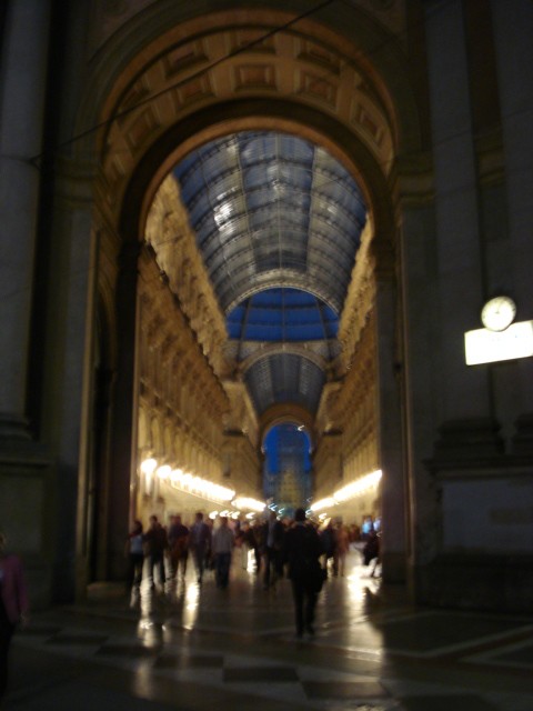 Galleria by night