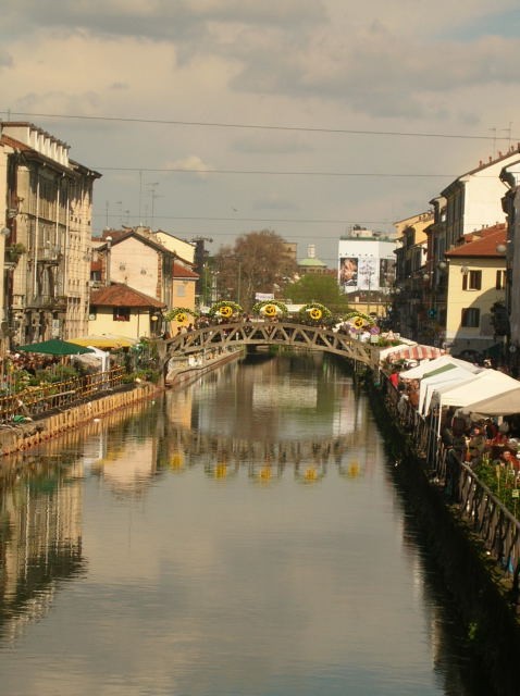 festa dei fiori sui navigli