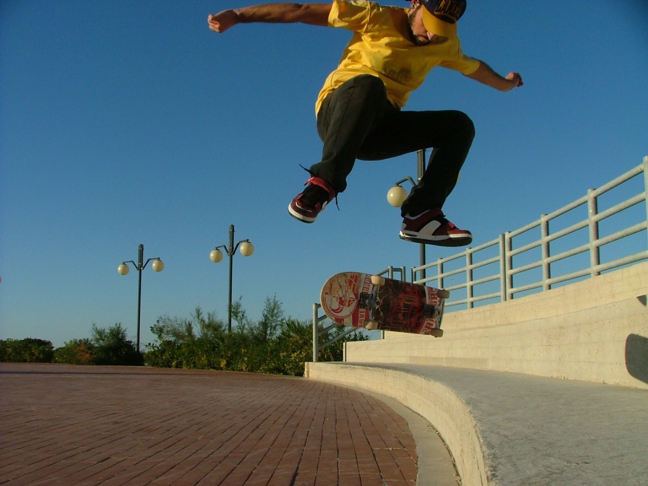 KICKFLIP