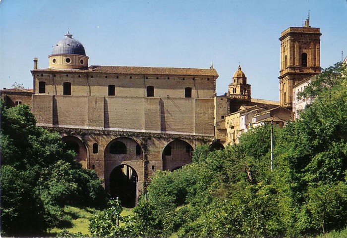 Diocleziano's bridge and Cathedral