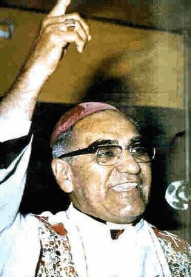 ROMERO,Fu arcivescovo di San Salvador, capitale di El Salvador. A causa del suo impegno nel denunciare le violenze della dittatura del suo paese venne ucciso da un cecchino, mentre stava celebrando Messa.