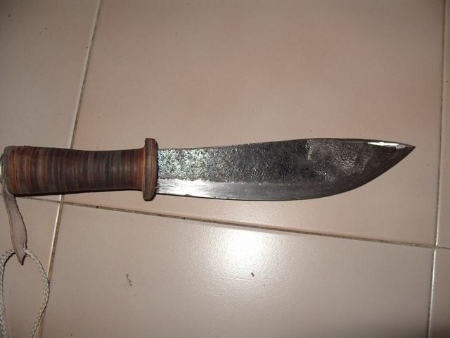 coltello autocostruito