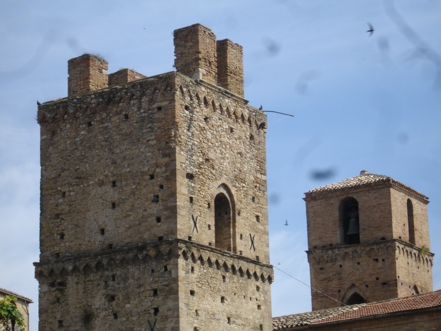 torre della candelora e campanile di sant'agostino