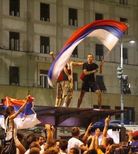 BELGRADE, 2 August 2009 Belgraders celebrate Serbia's water polo world champions title (Beta)