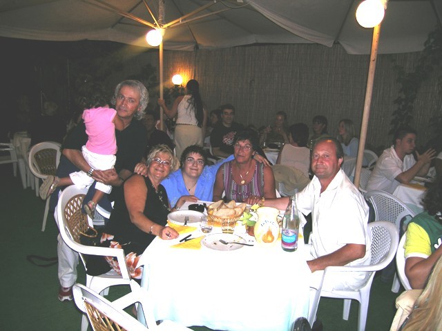 Zio Noè,Zia Assunta,Io,Zia Ivana e zio Paolo